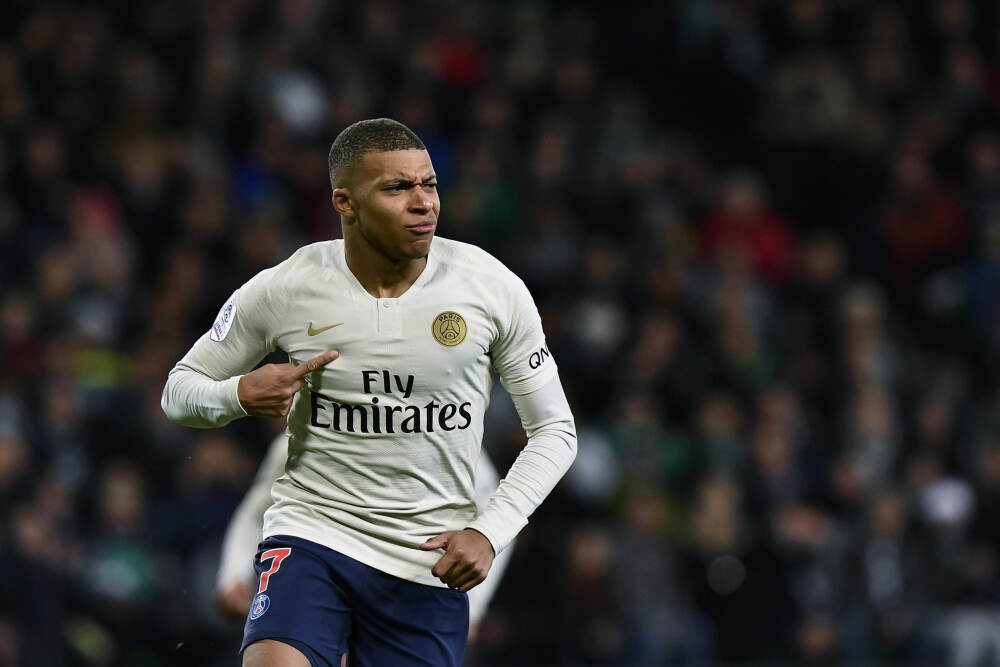 与特朗普会晤前，泽连斯基亮明“红线”